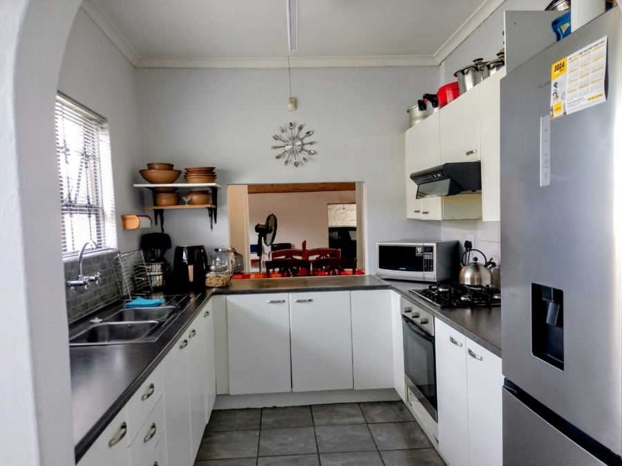 3 Bedroom Property for Sale in Voelvlei Western Cape